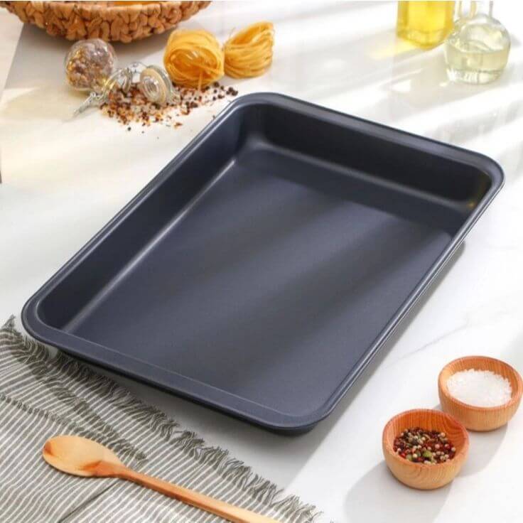 Nonstick Rectangular Pan
